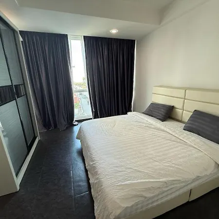 Spacious 4Br Family Suites In George Town